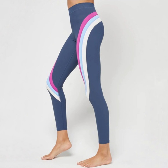 L*Space Leggings Chasing Rainbows Slate Grey Color w/ Pink Blue White Sz L NWT - Picture 3 of 16